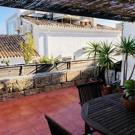 Mediterranea En El Centrico Casco Antiguo A Un Paso Del Mar בית נופש דניה